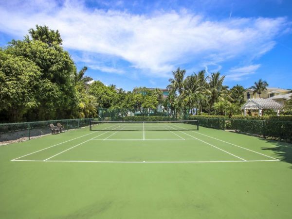 Short Walk to Beach Captiva Vacation Home Private Pool