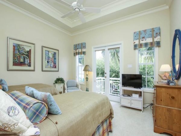 Short Walk to Beach Captiva Vacation Home Private Pool