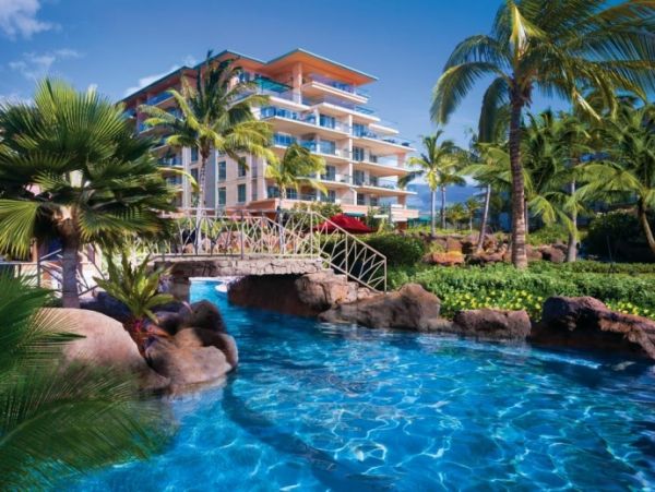 Short Walk to Beach Maui Vacation Condo Two Bedrooms