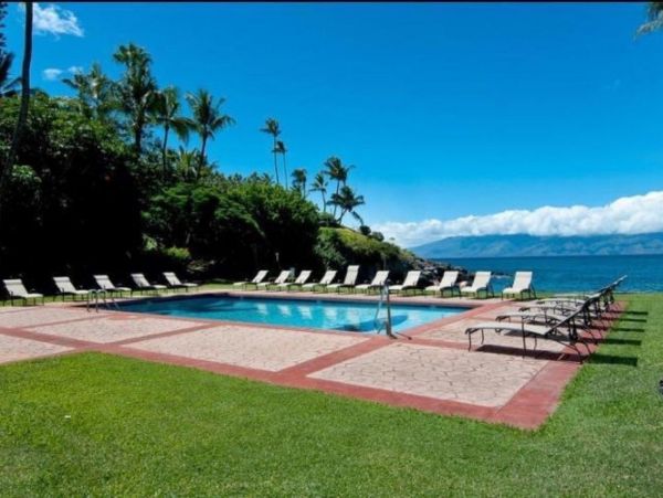 On Beach Lahaina Vacation Home Private Pool