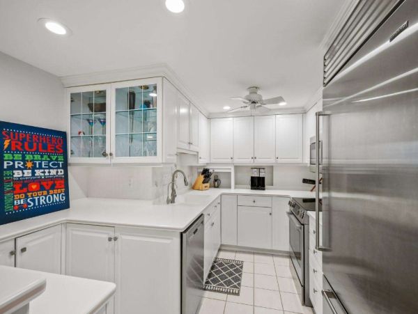 Direct Gulf-Front Condo Longboat Key - Newly Renovated Beachfront Rental