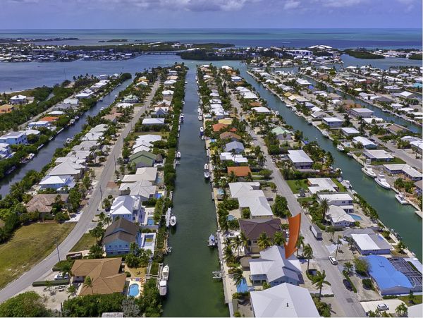 Luxury Key Colony Beach Rental with Deep water dock