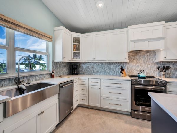 Luxury Key Colony Beach Rental with Deep water dock