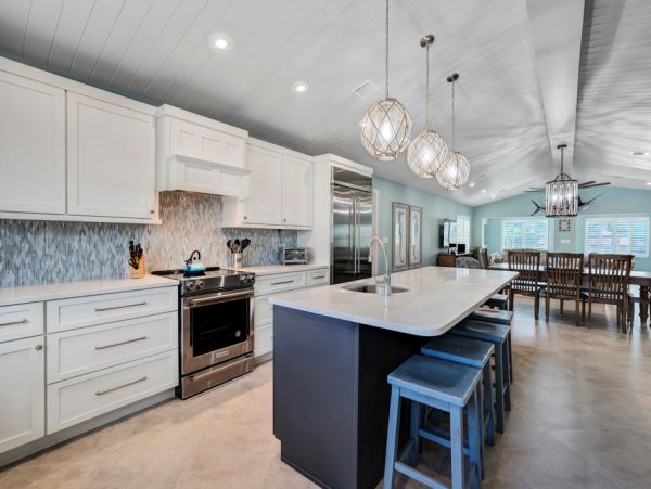 Luxury Key Colony Beach Rental with Deep water dock