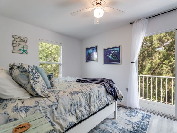 Short Walk to Beach Holmes Beach Vacation Duplex