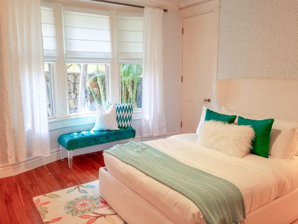 Beachfront Luxury Four Bedroom Vacation Home in Oahu