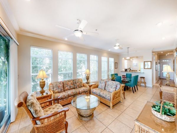 Bradenton Beach Vacation Condo Two Bedrooms Walk To Beach