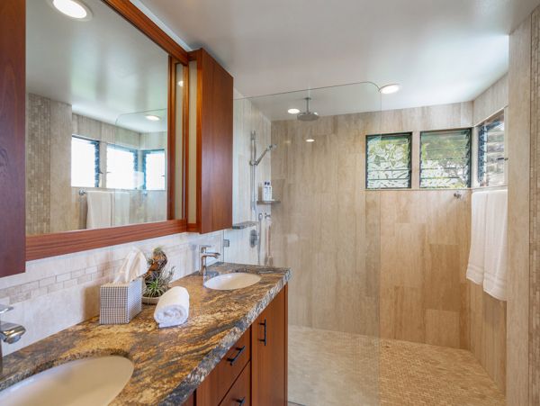 Lanikai Beach Three Bedroom Pool Home Ocean View