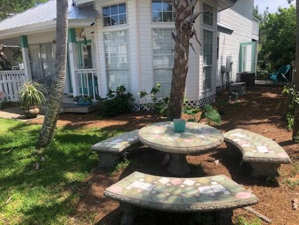 Short Walk to Beach Destin Vacation Home Three Bedrooms