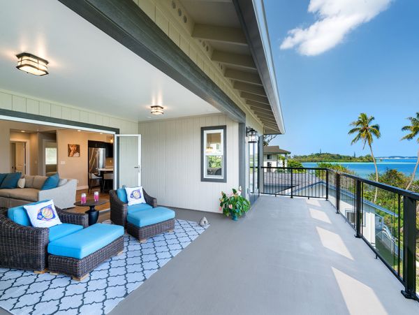 Bay Views Luxury Beachfront Oahu 3 Bedroom Vacation Home