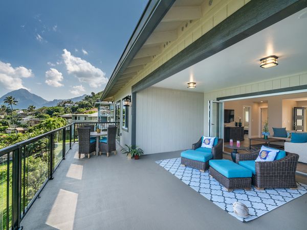 Bay Views Luxury Beachfront Oahu 3 Bedroom Vacation Home