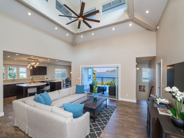 Bay Views Luxury Beachfront Oahu 3 Bedroom Vacation Home