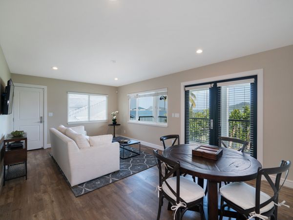 Bay Views Luxury Beachfront Oahu 3 Bedroom Vacation Home