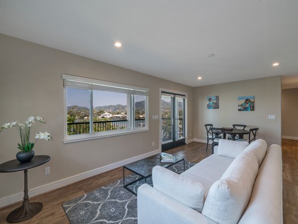 Bay Views Luxury Beachfront Oahu 3 Bedroom Vacation Home