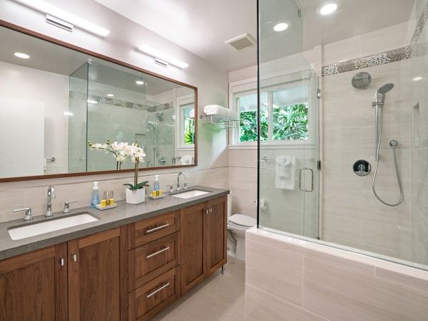 Luxury Three Bedroom Rental Home in Lanikai Beach