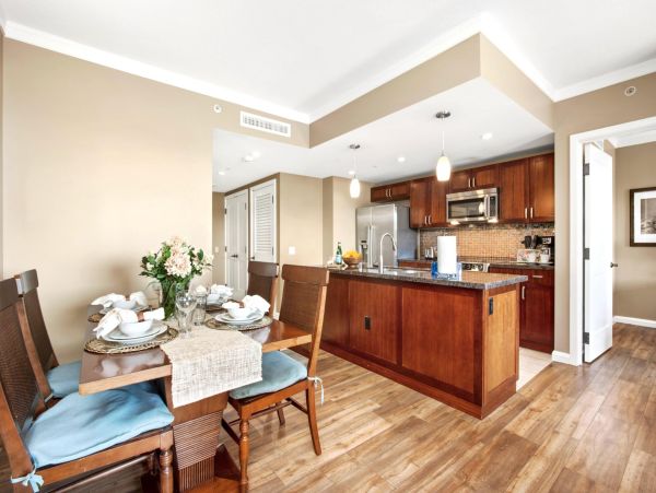 Maui Luxury Vacation Rental  Kaanapali Beachfront Villa with Mountain Views