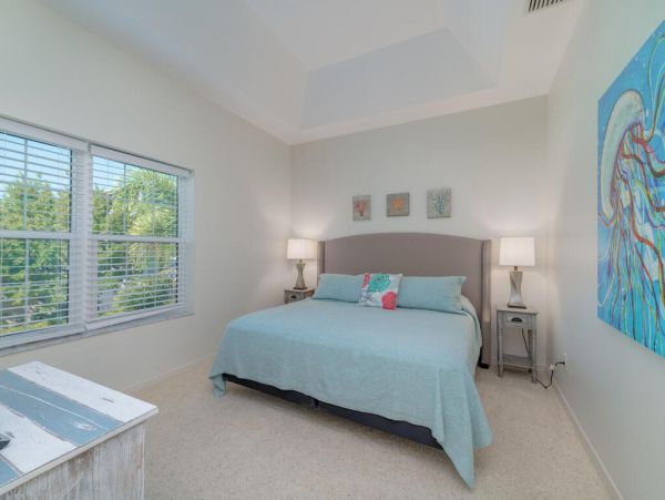 Waterfront 3 Bedroom Townhome in Marco Island Sleeps 6