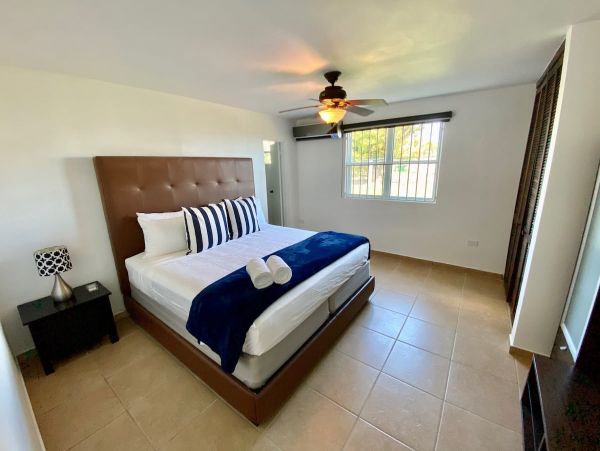 Ocean Front Home Rental on Puerto with Pool Sleeps 16