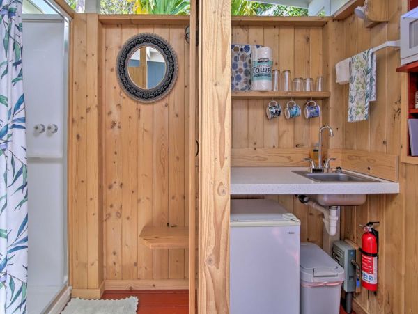 Captain Cook One Bedroom Vacation Rental