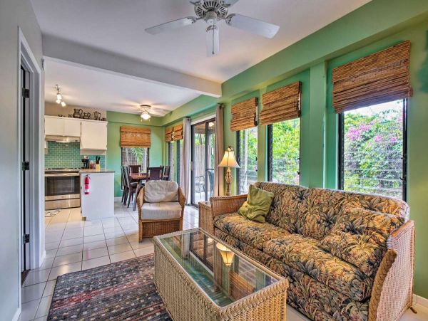 Kailua-Kona Getaway Near Turtle Beach & Attractions