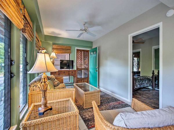 Kailua-Kona Getaway Near Turtle Beach & Attractions