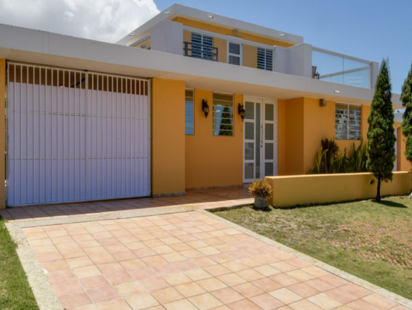 Stunning Vacation Rental with 7 Bedrooms in Puerto Rico