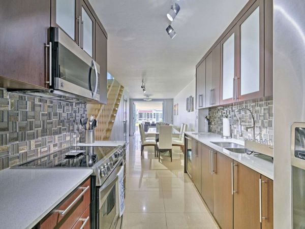 Puerto Rico Home 990190