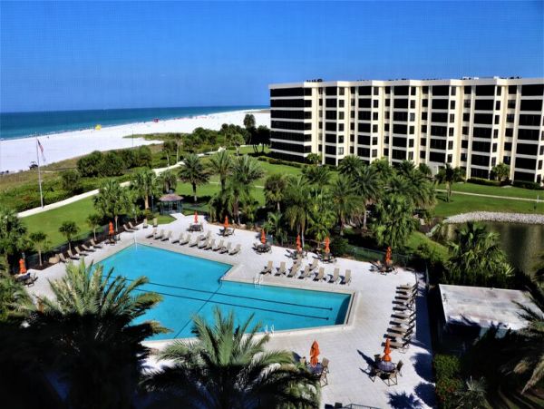 Gulf View Two Bedroom Vacation Condo in Siesta Key