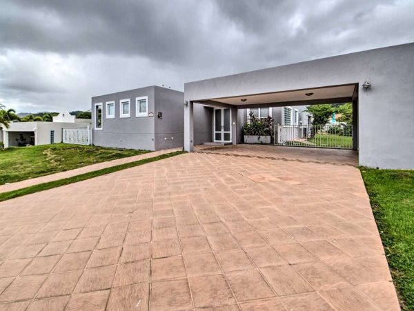 Puerto Rico Home 990213