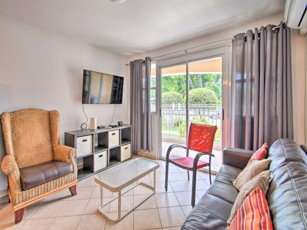 Puerto Rico Vacation Condo Two Bedroom Walk to Beach