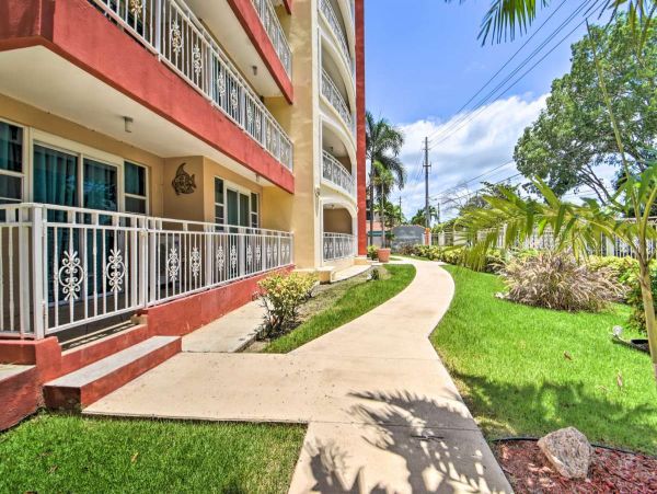 Puerto Rico Vacation Condo Two Bedroom Walk to Beach
