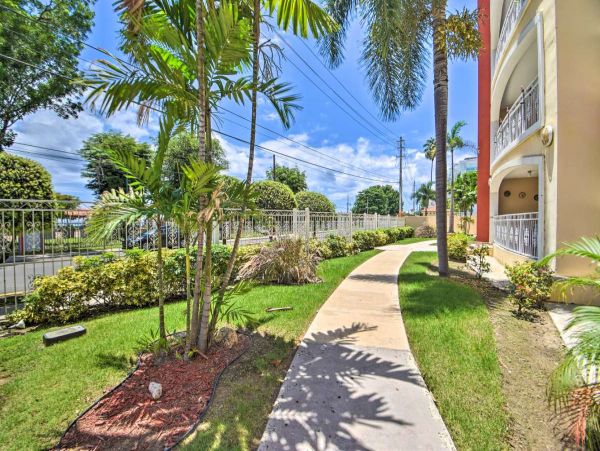 Puerto Rico Vacation Condo Two Bedroom Walk to Beach