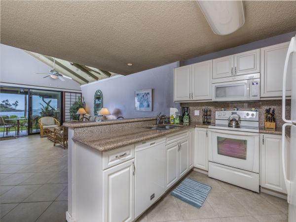 Lahaina Condo 990234
