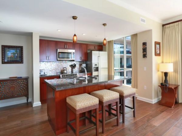 Two Bedroom Luxurious Oceanfront Residence in Kaanapali