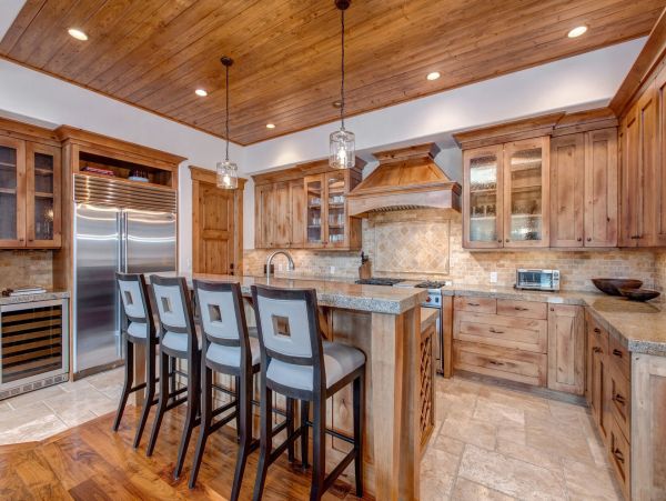 Park City Vacation Home with Spa Short Walk to Lifts
