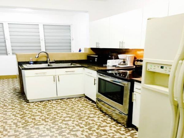 Three bedroom, 3 baths walk to beach San Juan Condo