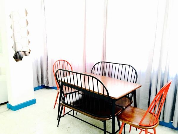 Three bedroom, 3 baths walk to beach San Juan Condo