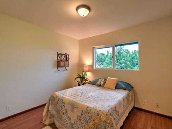 Puna District Home 990284