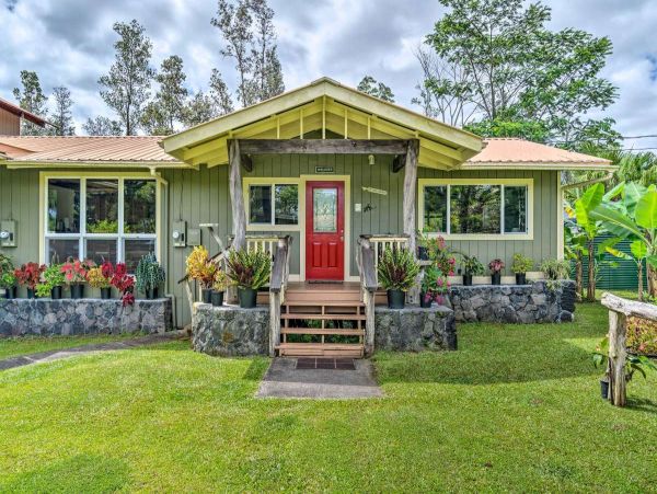 Puna District Home 990286