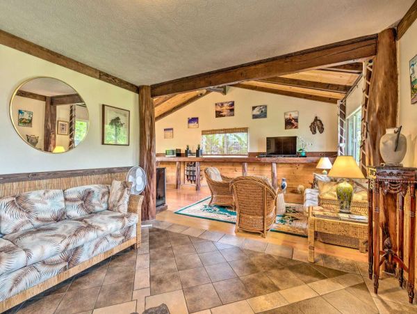 Puna District Home 990286
