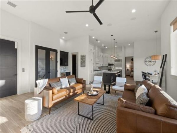 Beautiful Anna Maria Luxury Vacation Pool Home Sleeps 8