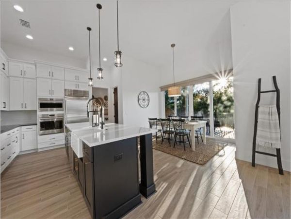 Beautiful Anna Maria Luxury Vacation Pool Home Sleeps 8