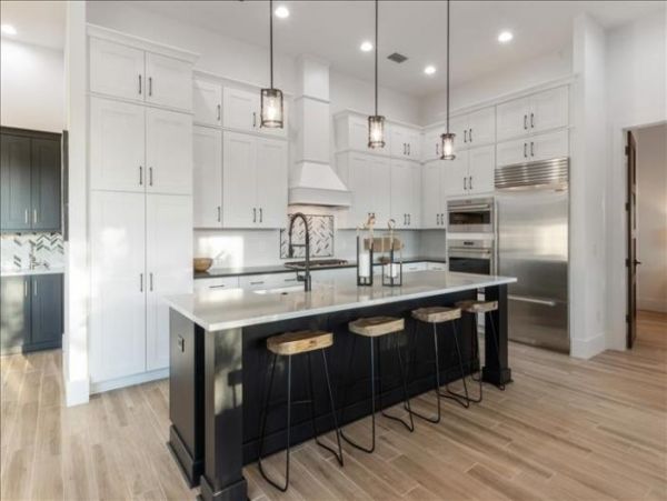 Beautiful Anna Maria Luxury Vacation Pool Home Sleeps 8