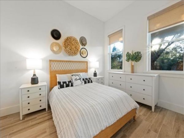Beautiful Anna Maria Luxury Vacation Pool Home Sleeps 8