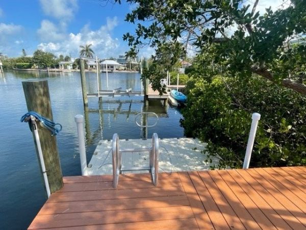 Beautiful Anna Maria Luxury Vacation Pool Home Sleeps 8
