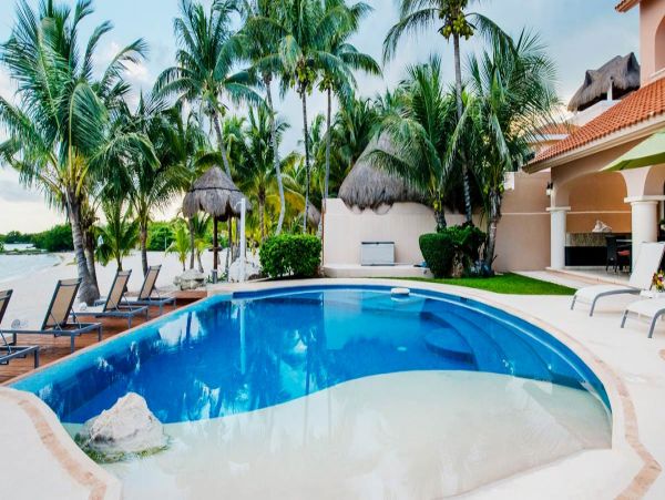 Cancun Home 990325