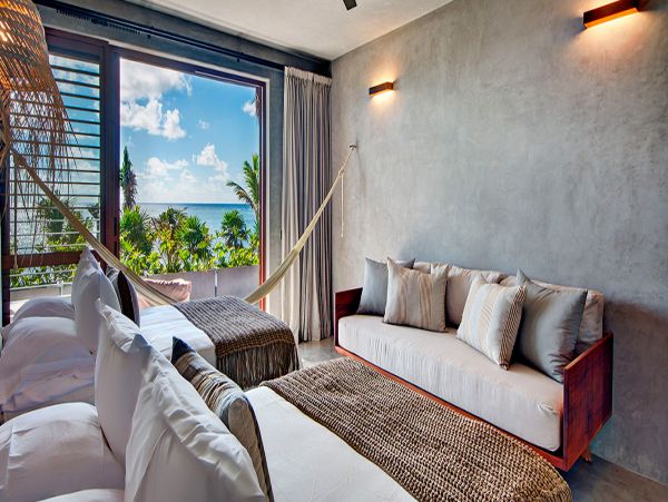 Cancun Home 990326