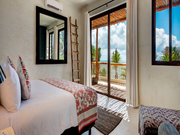 Cancun Home 990327
