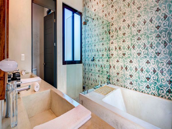 Cancun Home 990327