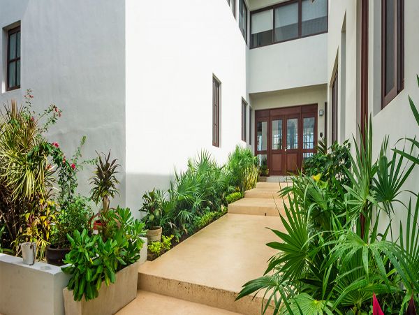 Cancun Home 990327
